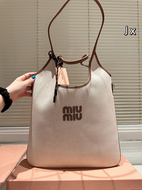 MiuMiu