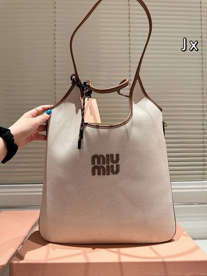 MiuMiu