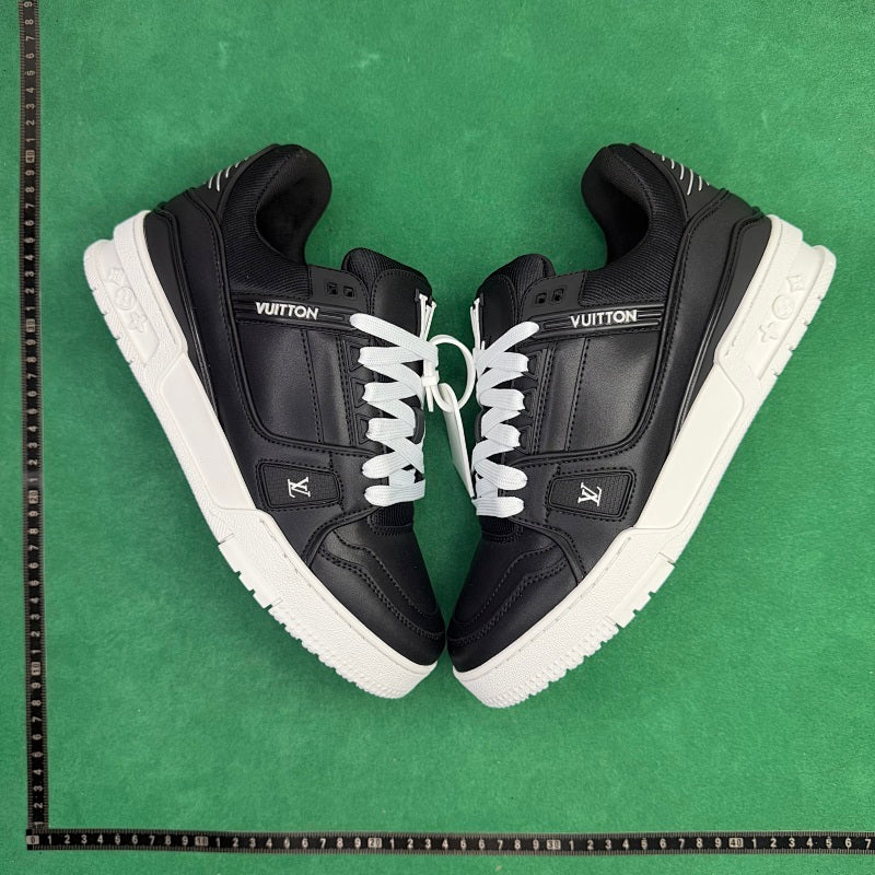Louis Vuitton  - TT Trainer