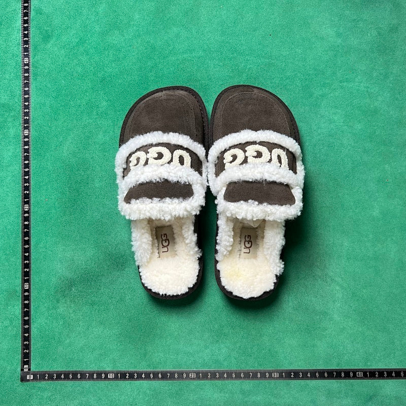UGG