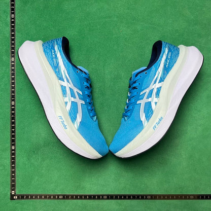 Asics Magic Speed 4