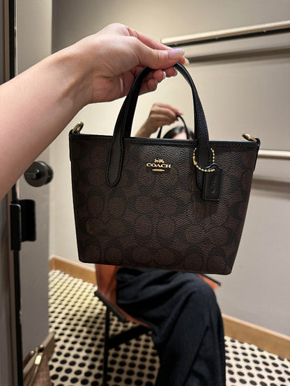 Coach