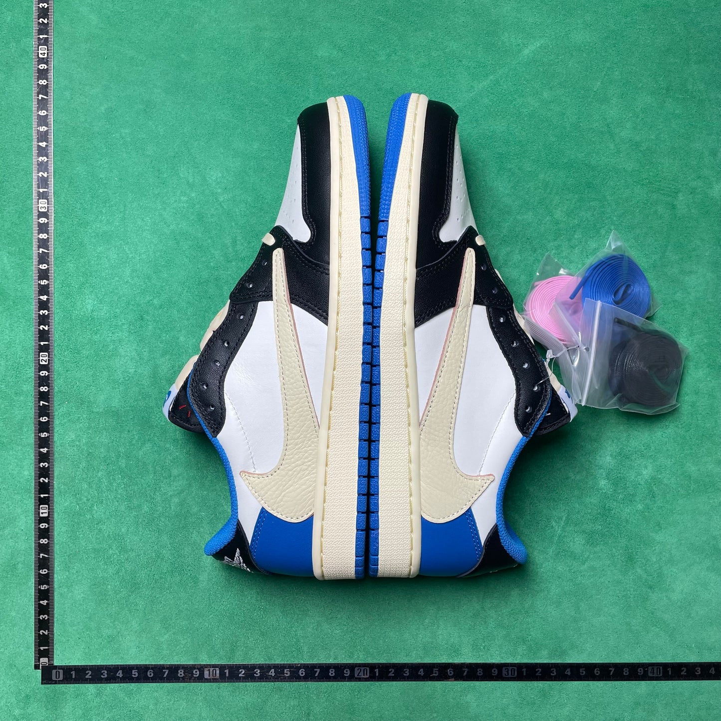 Air Jordan 1 Low SP OG