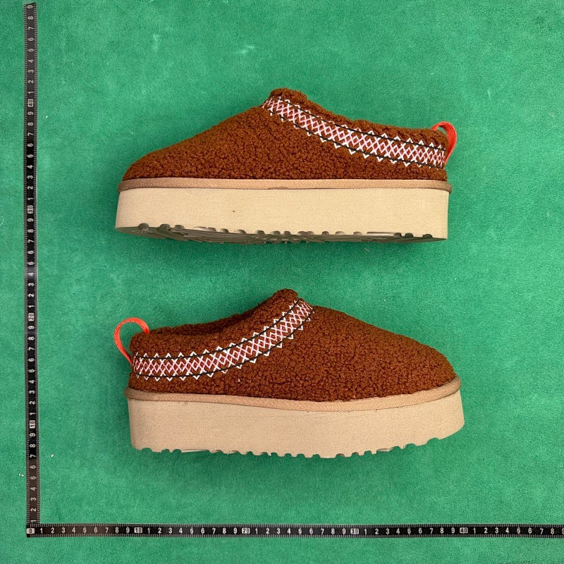 UGG