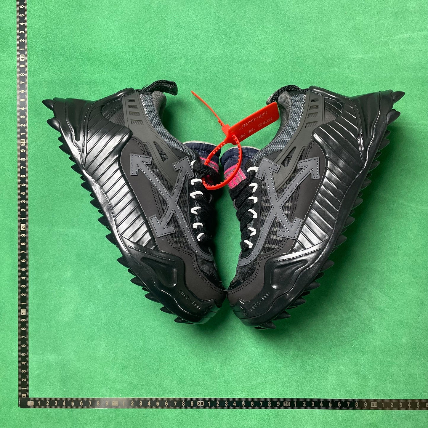 OffWhite - ODSY 1000