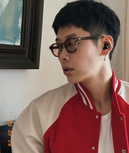 Beats Solo buds