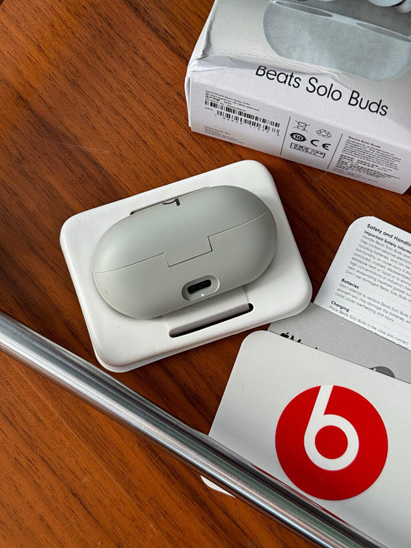 Beats Solo buds