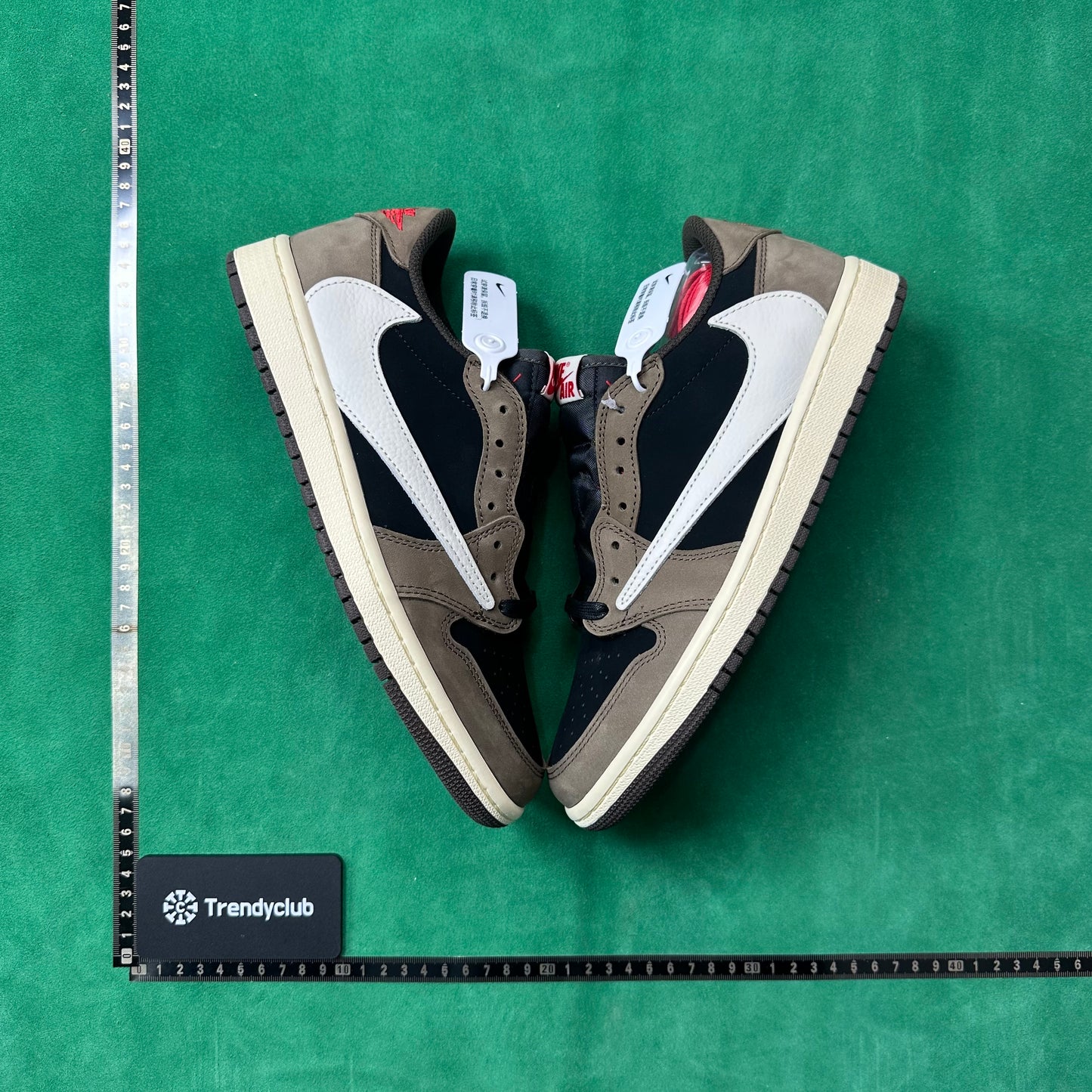 Air Jordan 1