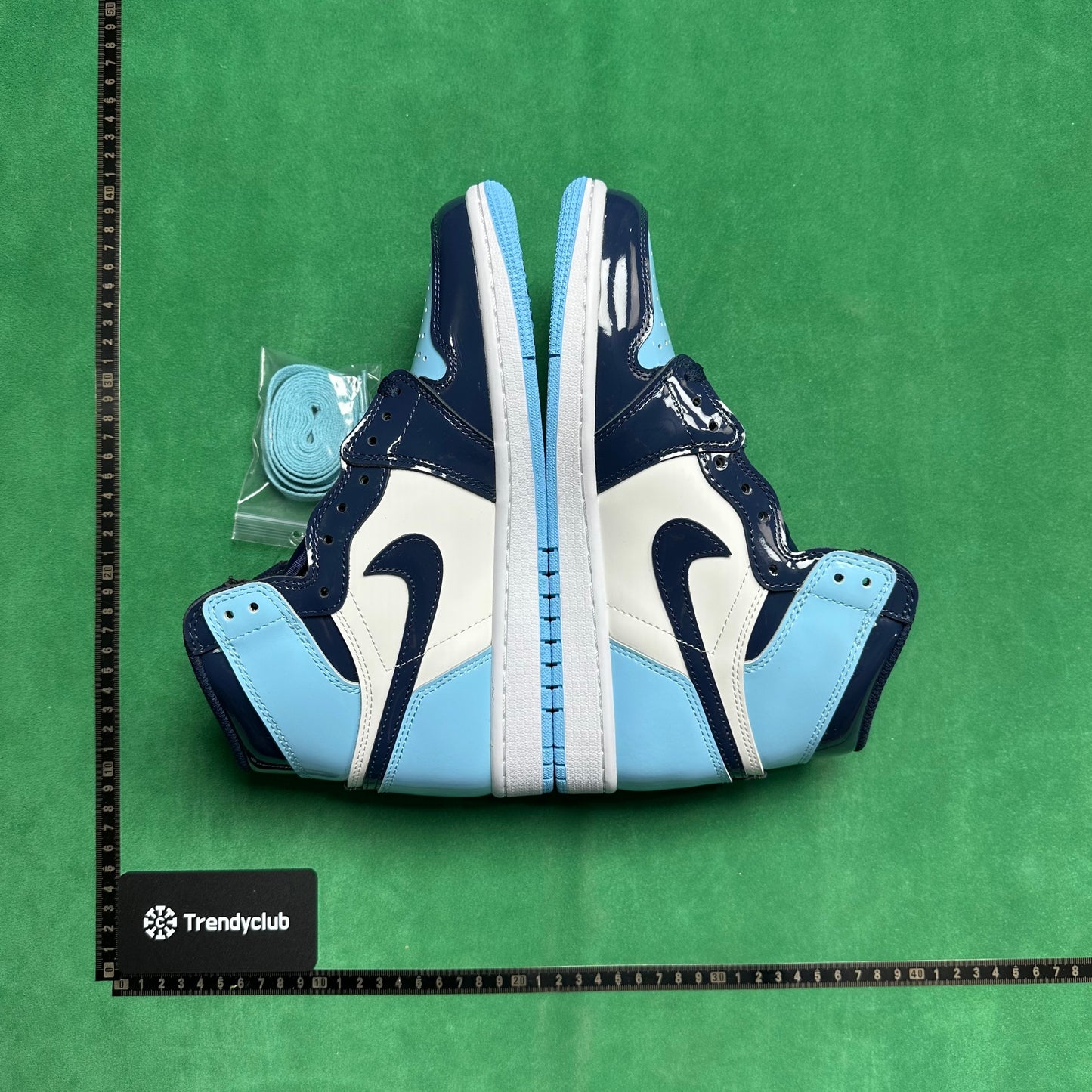 Air Jordan 1