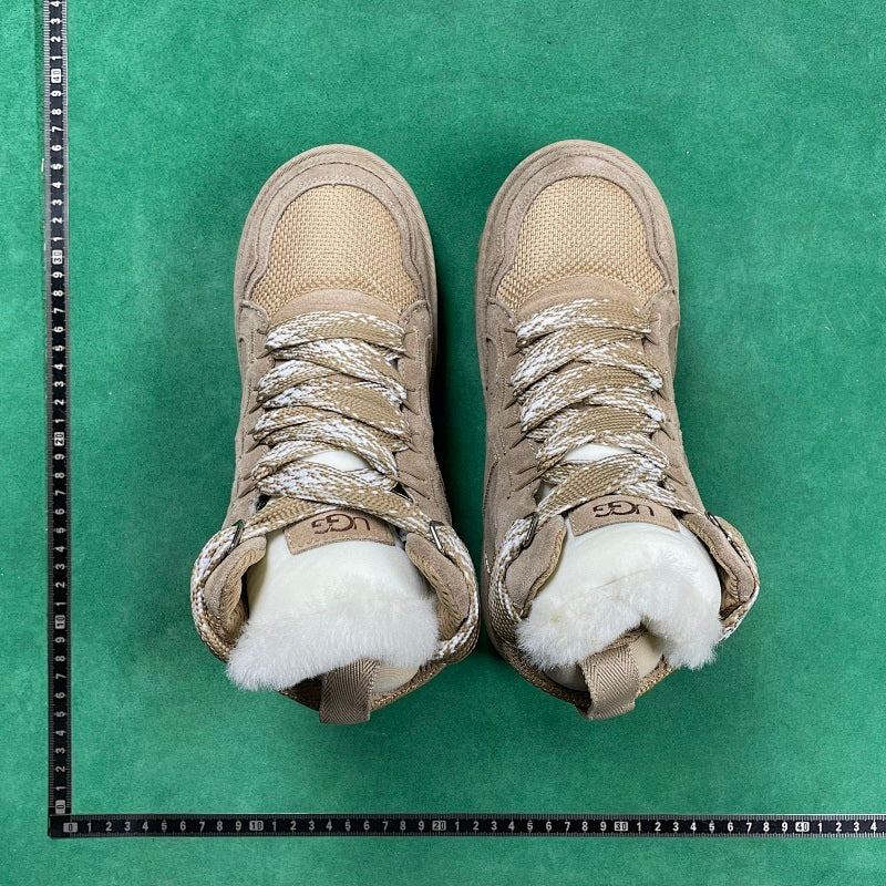 UGG