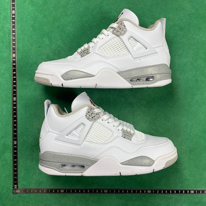 Air Jordan 4 SE