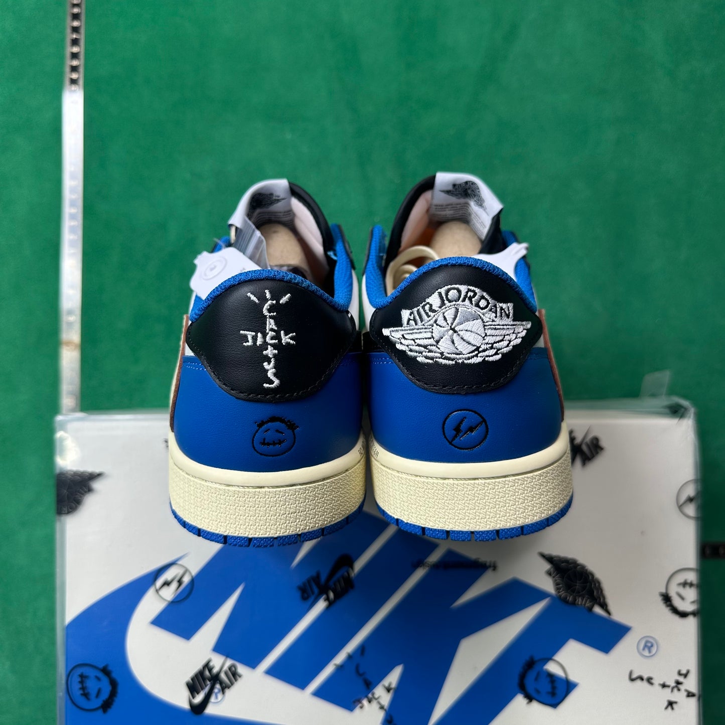 Air Jordan 1