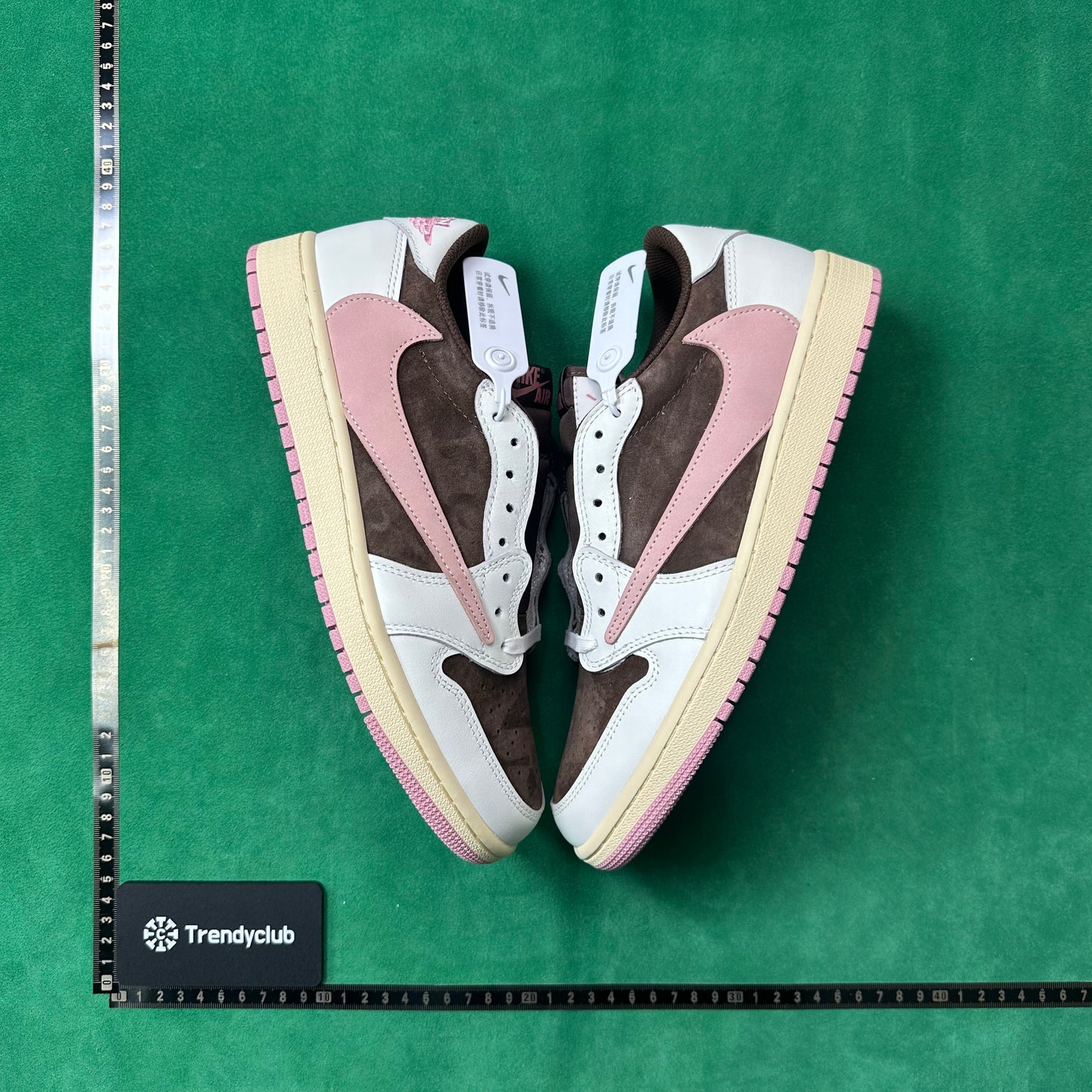 Air Jordan 1