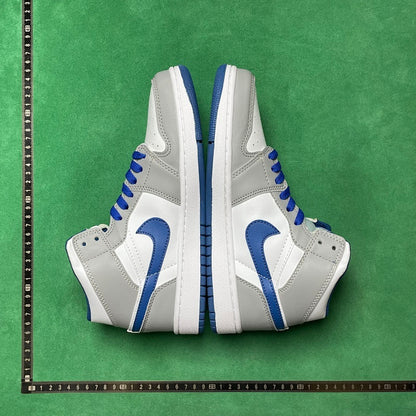Air Jordan 1
