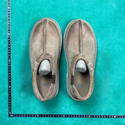 UGG