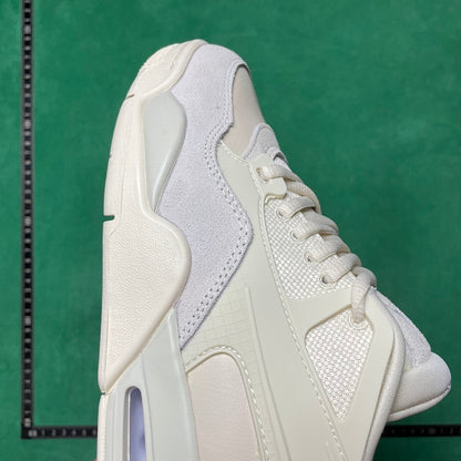 Air Jordan 4 RM
