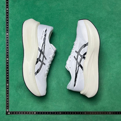 Asics Magic Speed 4
