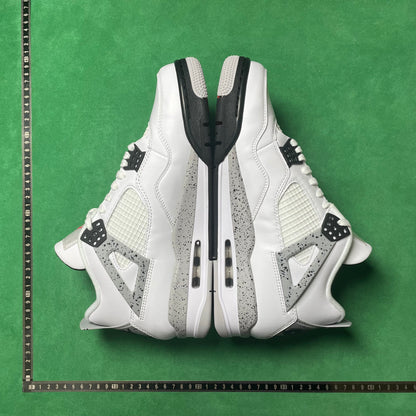 Air Jordan 4 Retro OG