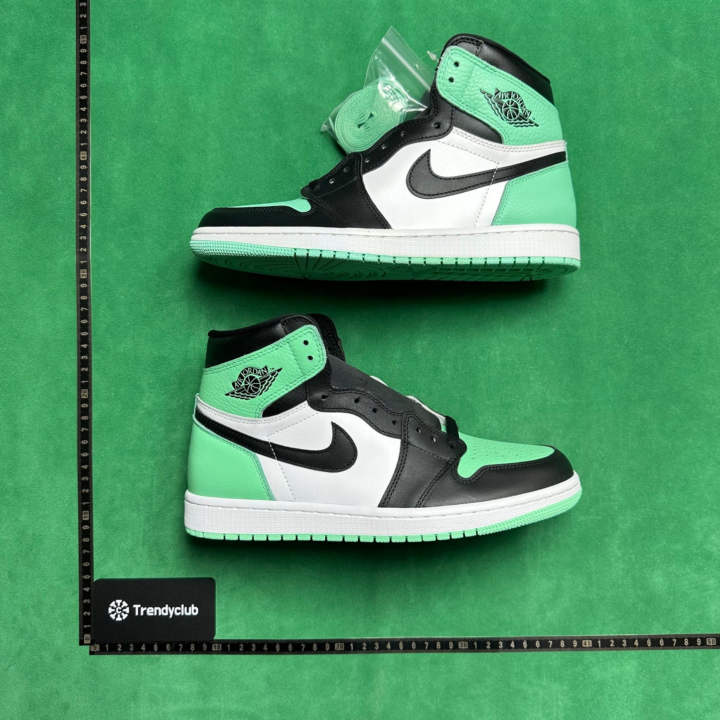 Air Jordan 1