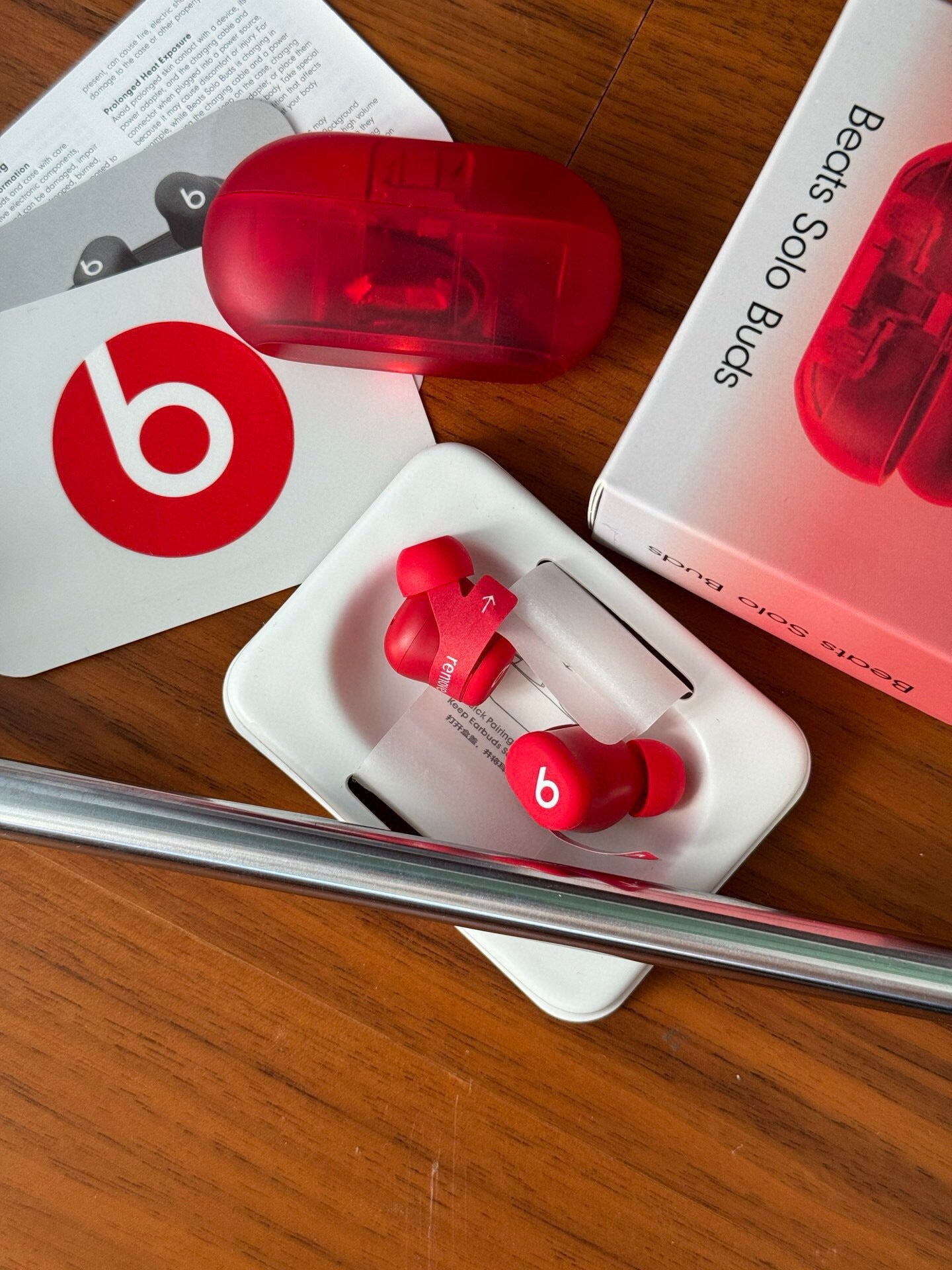 Beats Solo buds