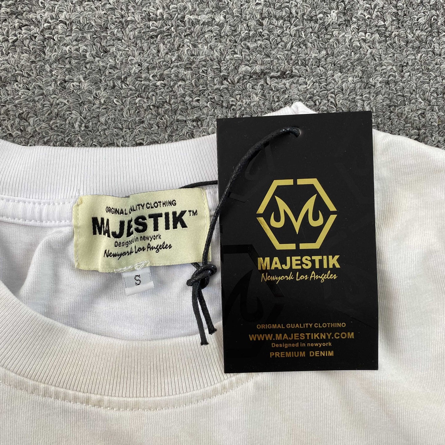 MAJESTIK