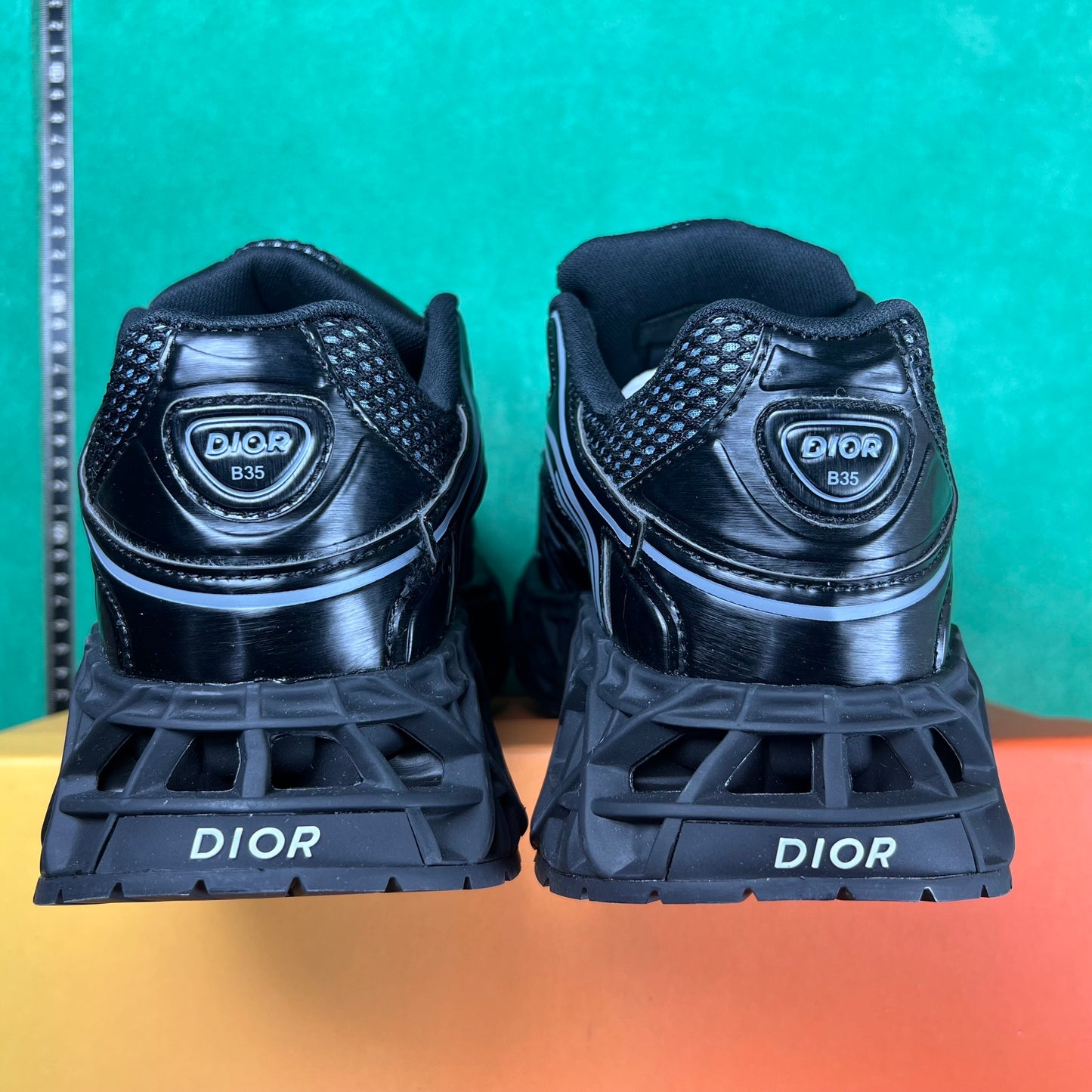 Dior