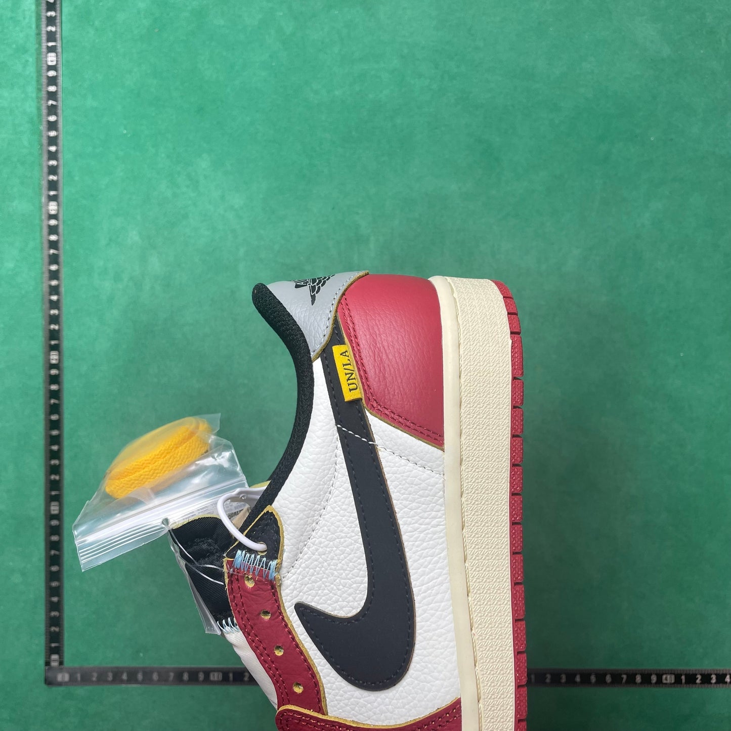 Air Jordan 1