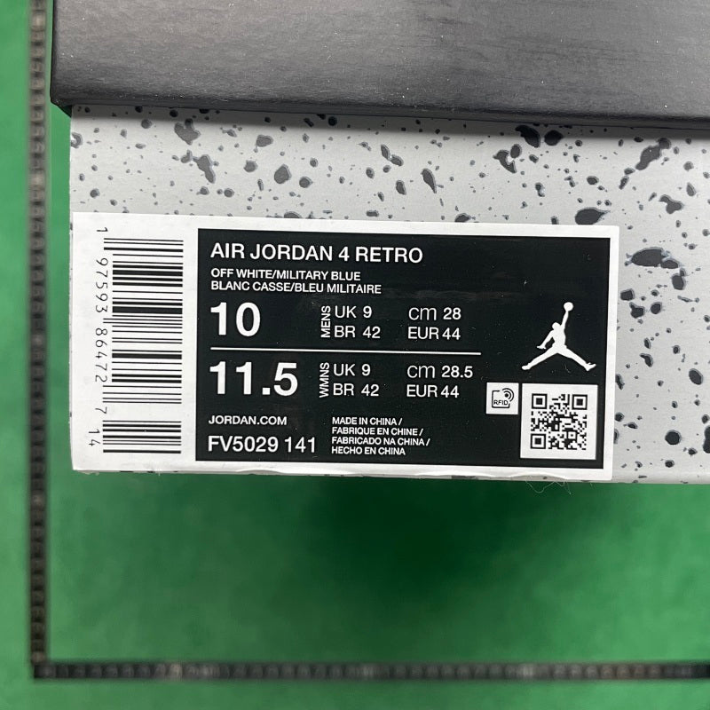 Air Jordan 4 Retro