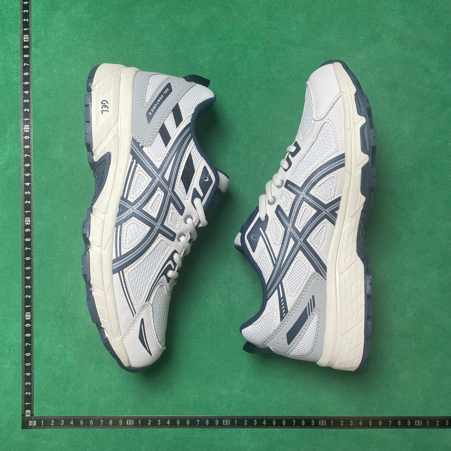 Asics Gel -Venture 6