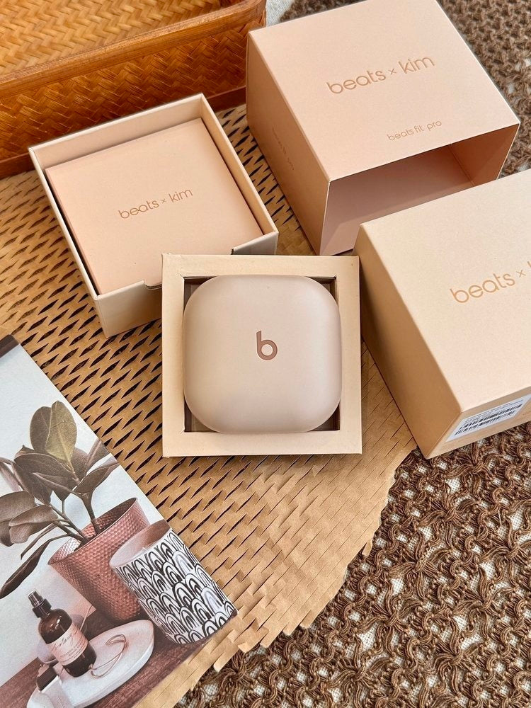 Beats by Kim earbuds