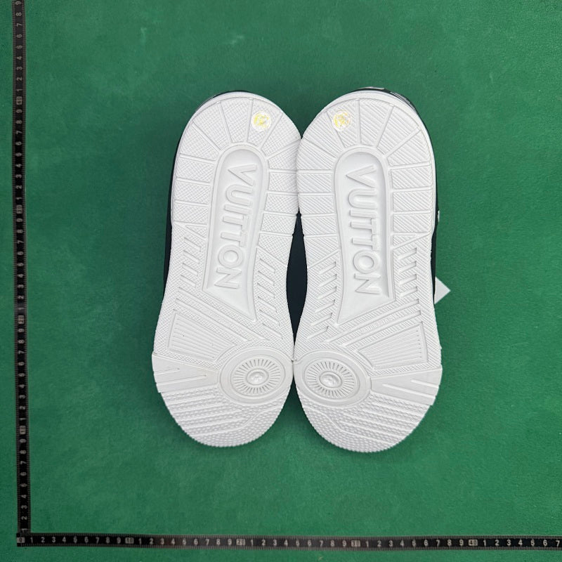 Louis Vuitton  - TT Trainer