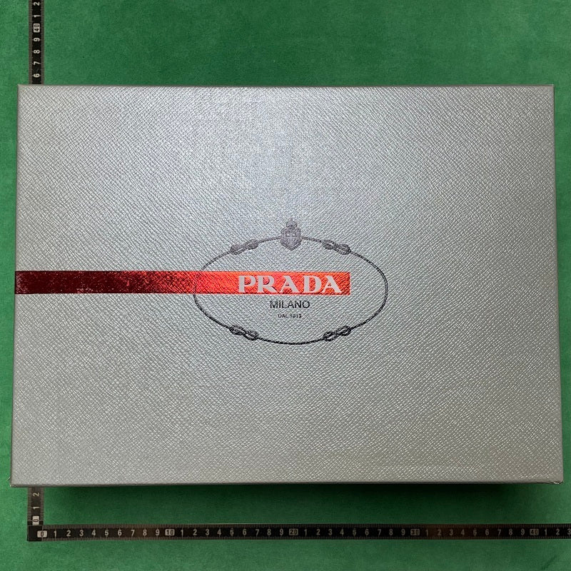 Prada - Downtown