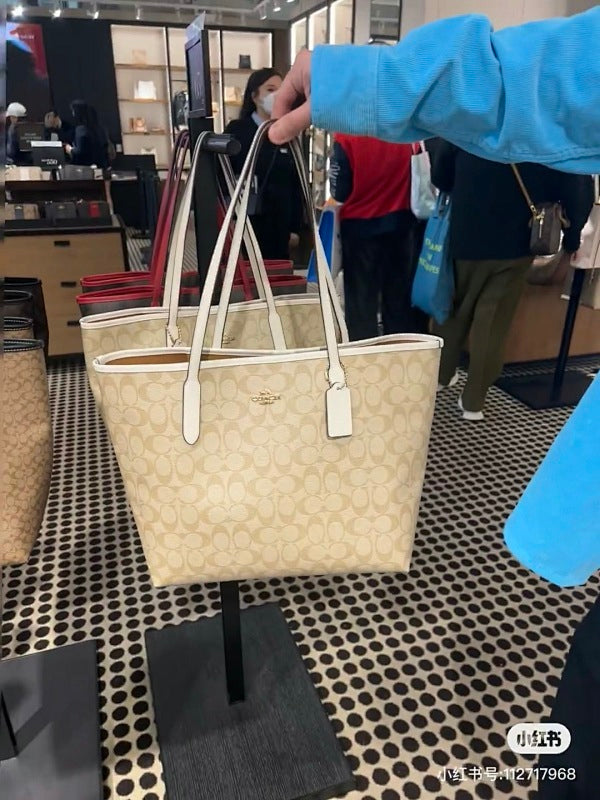 Coach