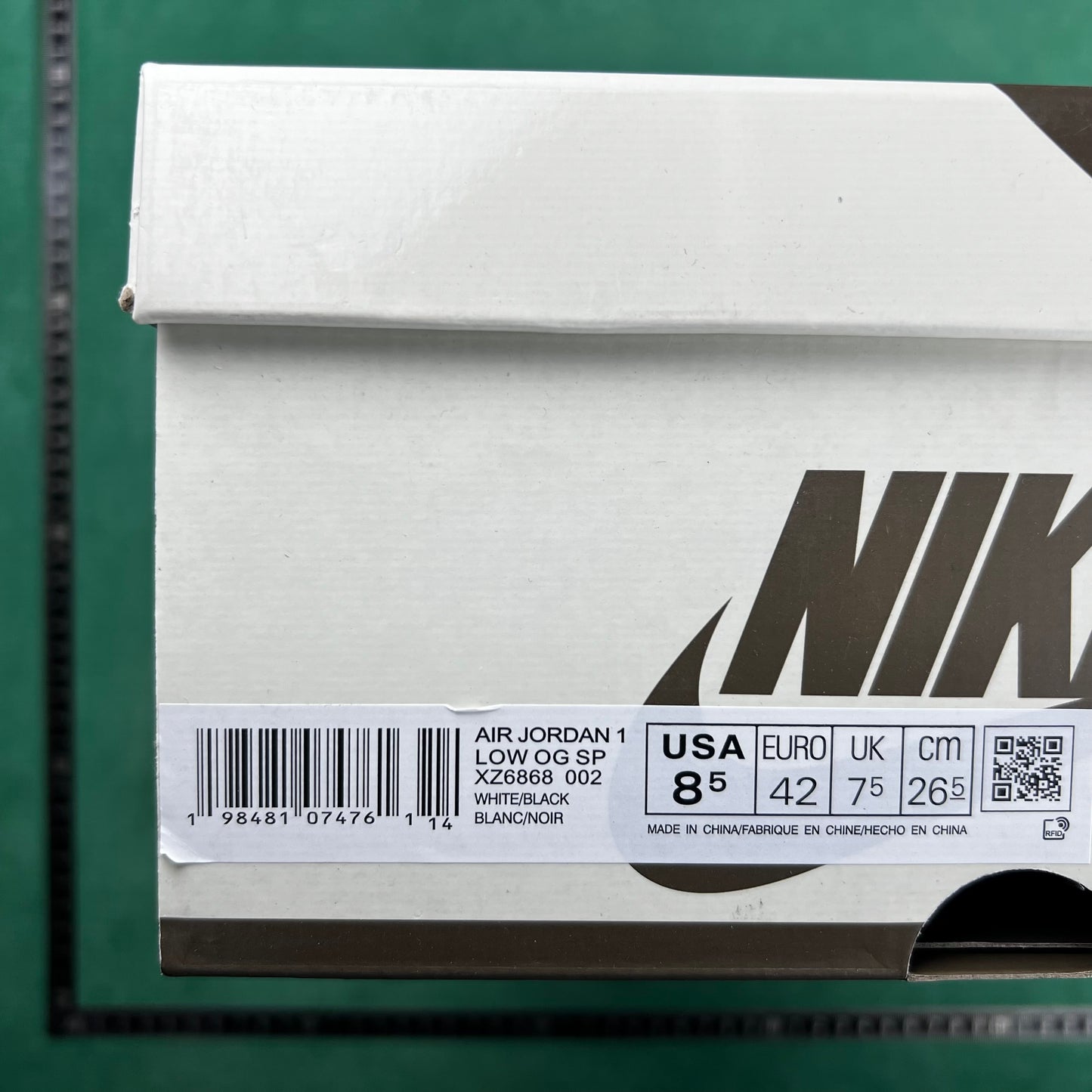 Air Jordan 1