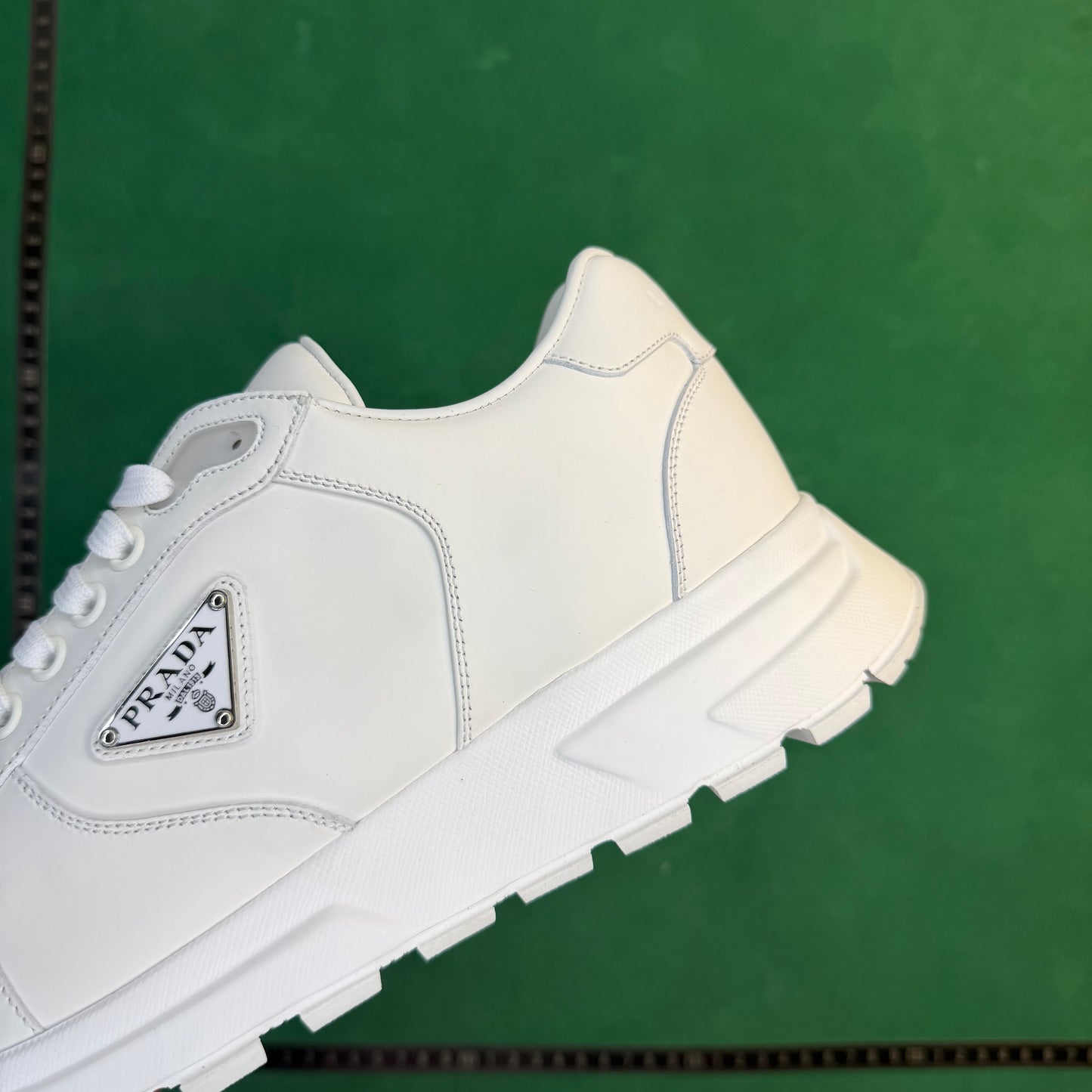Prada - Prax
