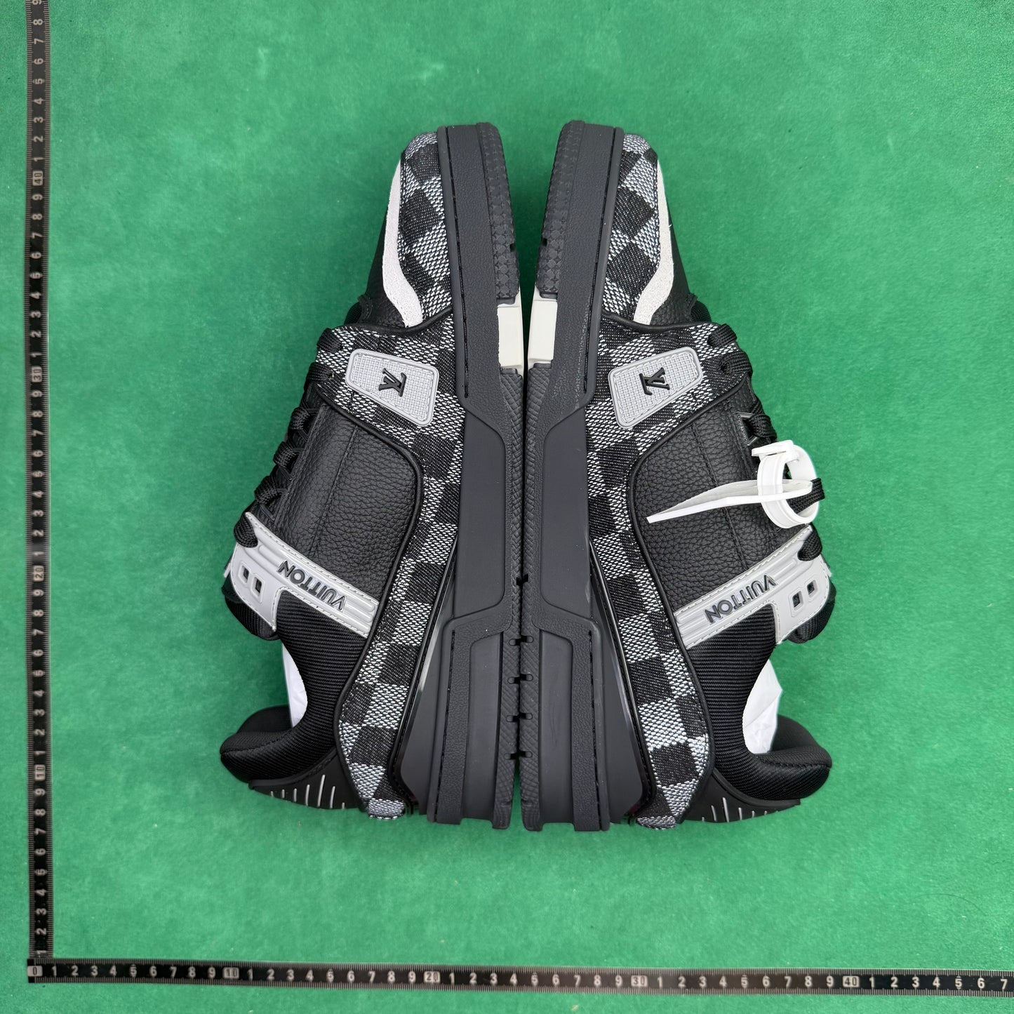 Louis Vuitton  - TT Trainer
