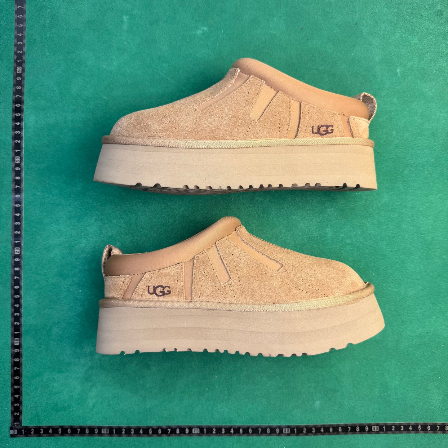 UGG