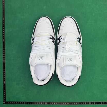 Louis Vuitton  - TT Trainer