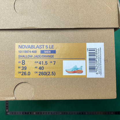 Asics -Novablast 5 LE