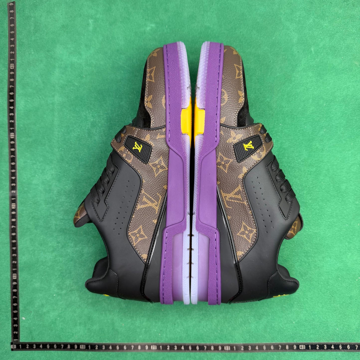Louis Vuitton  - TT Trainer