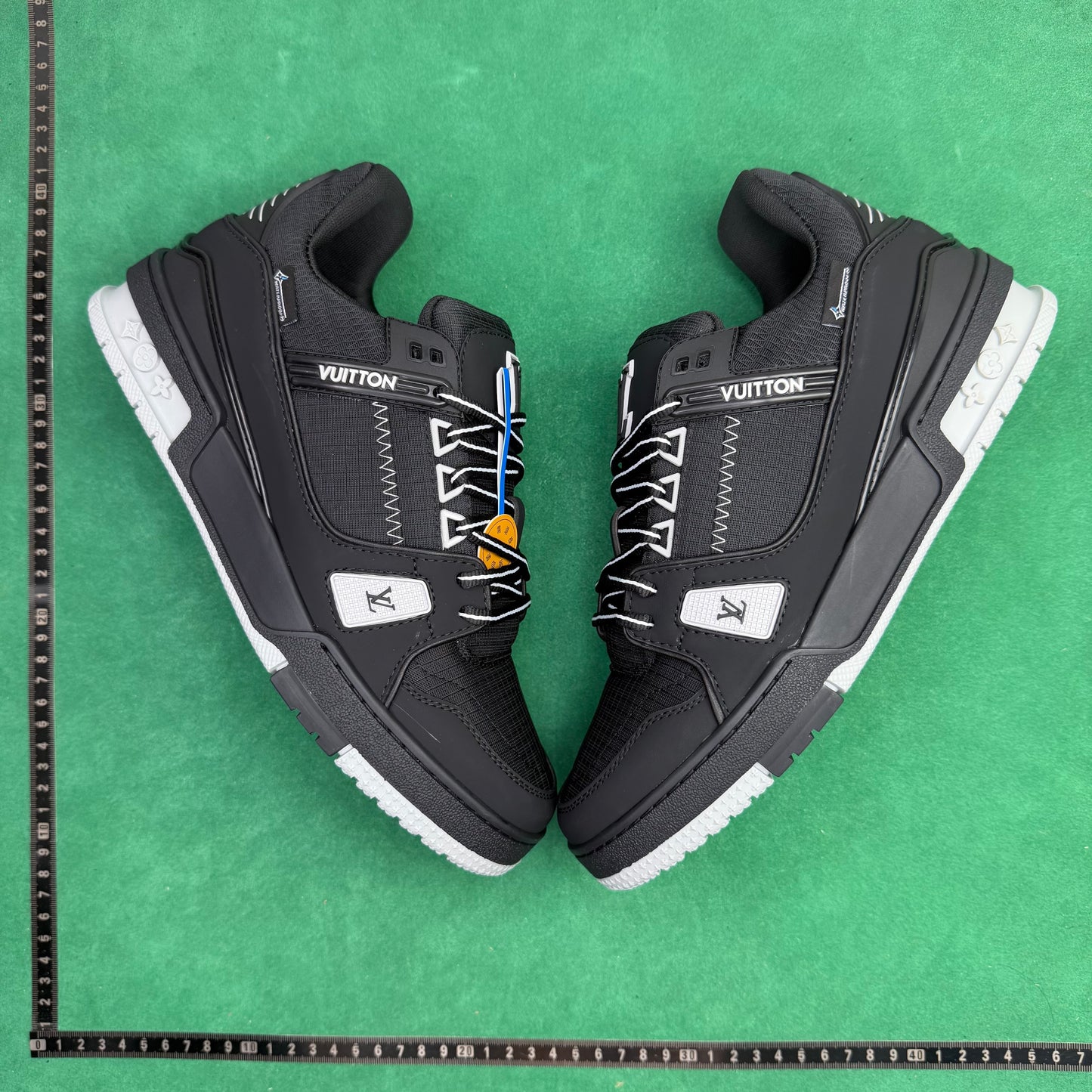 Louis Vuitton  - TT Trainer