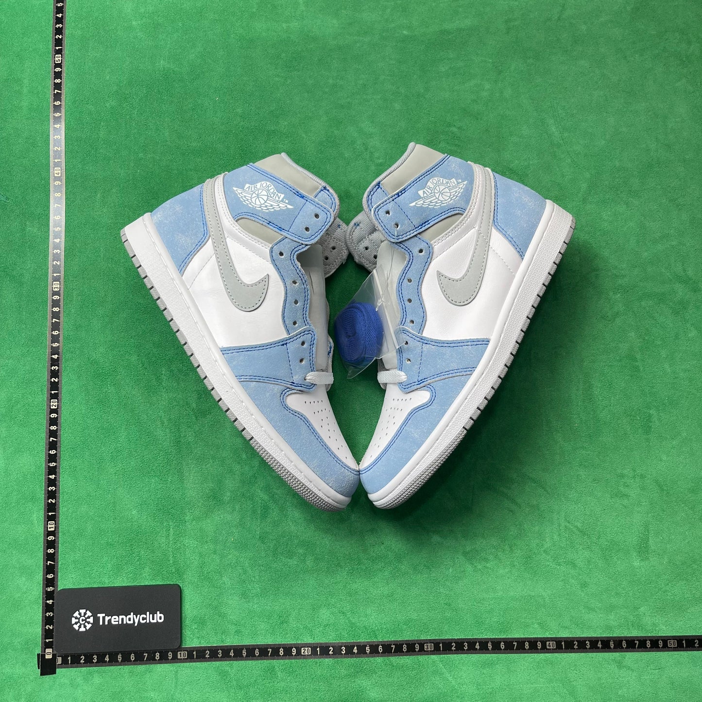 Air Jordan 1