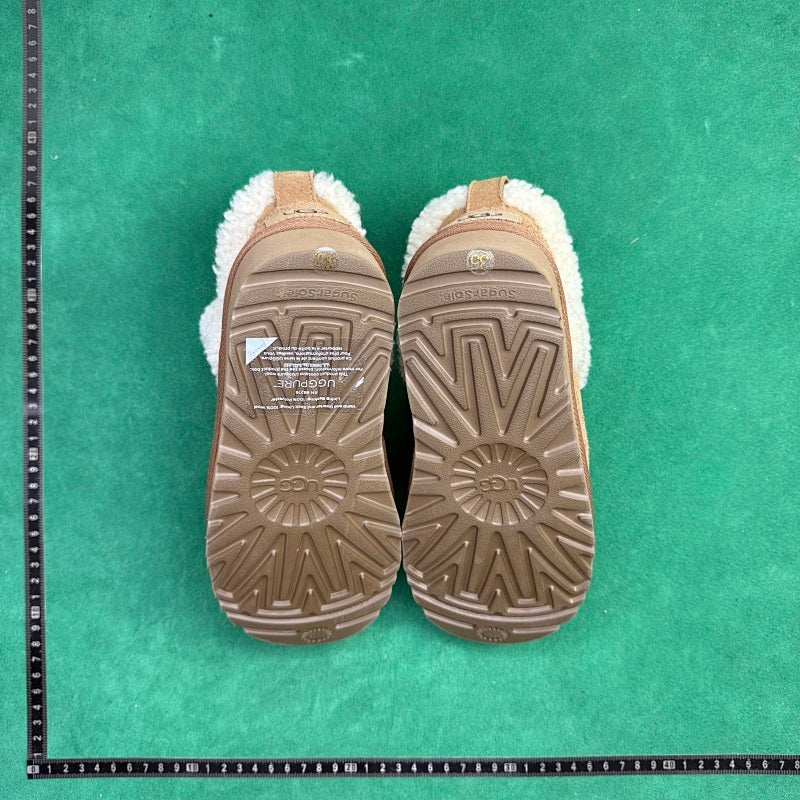 UGG