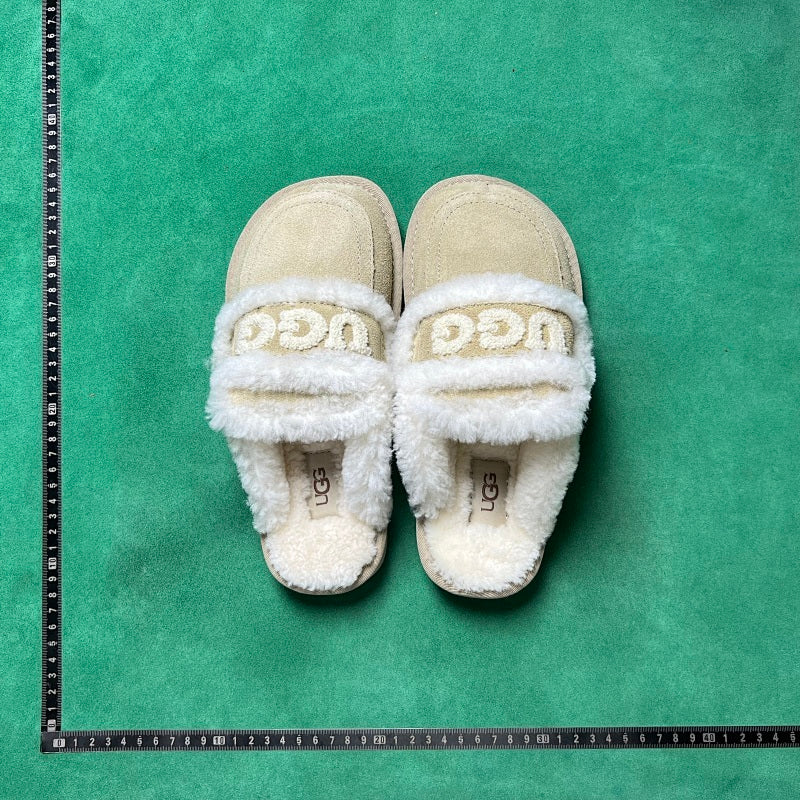 UGG