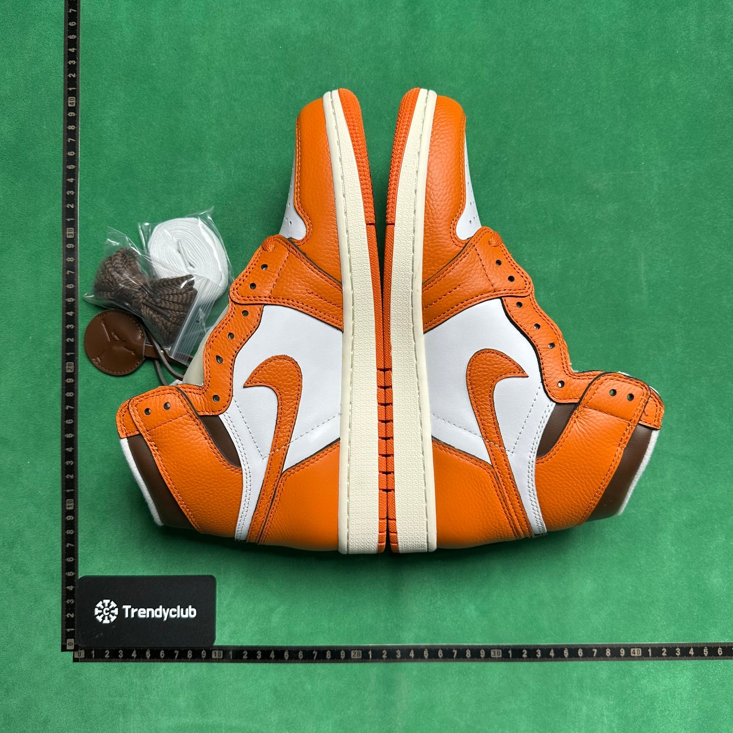 Air Jordan 1
