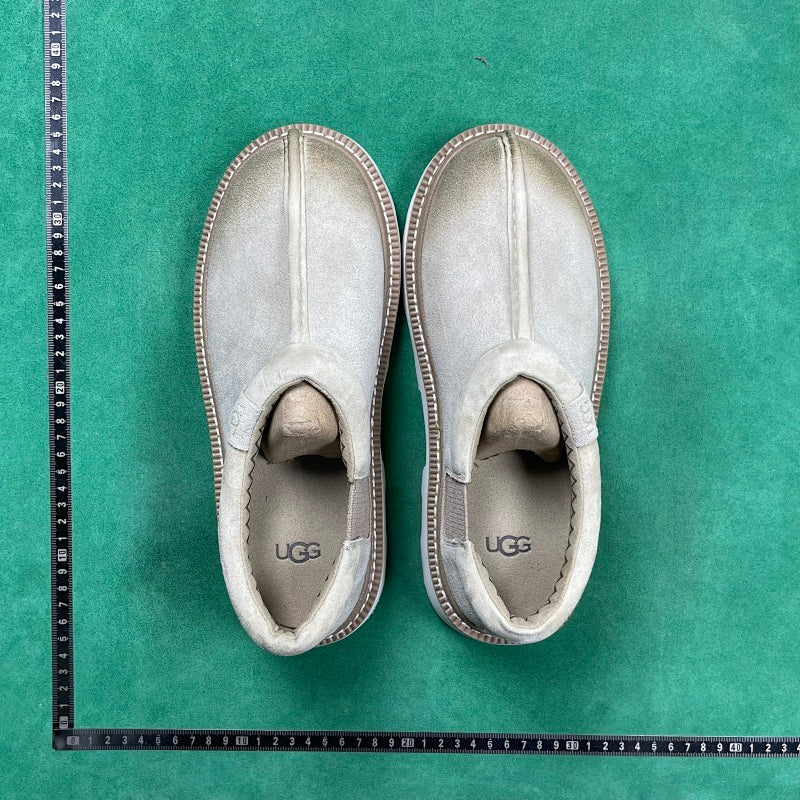 UGG