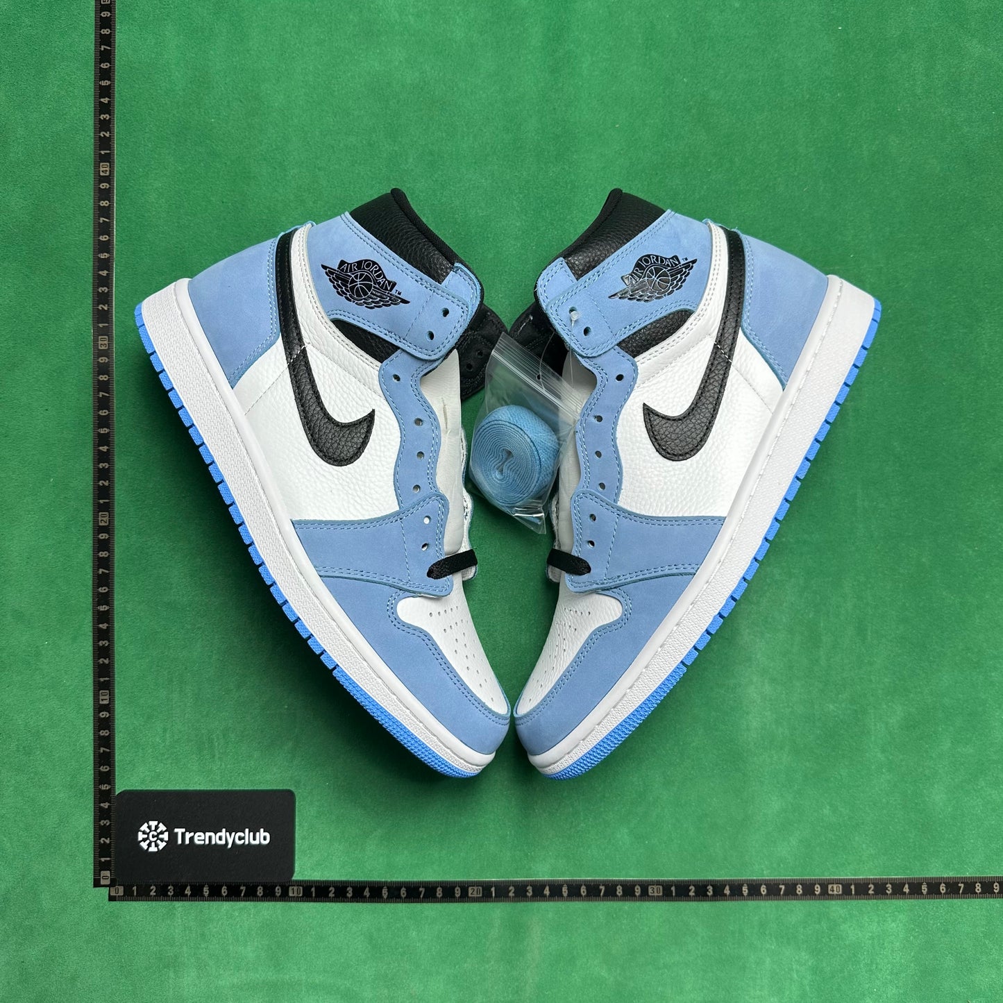 Air Jordan 1