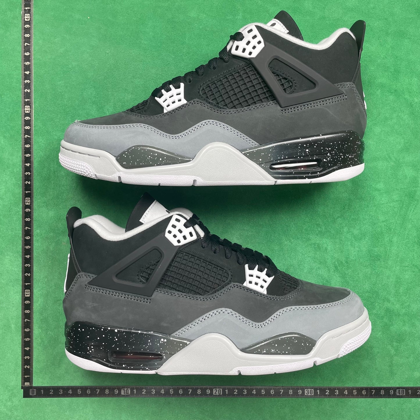Air Jordan 4 Retro