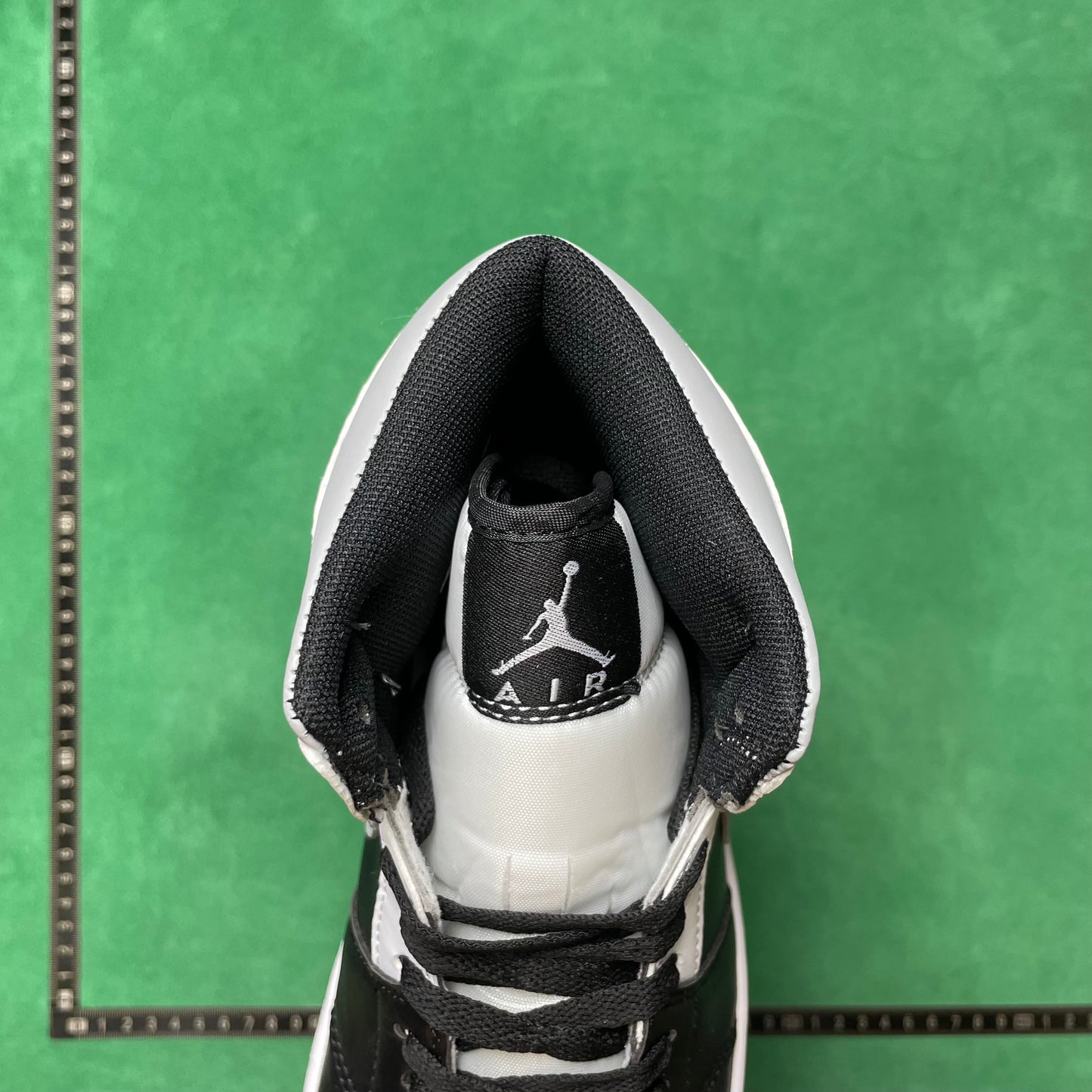 Air Jordan 1