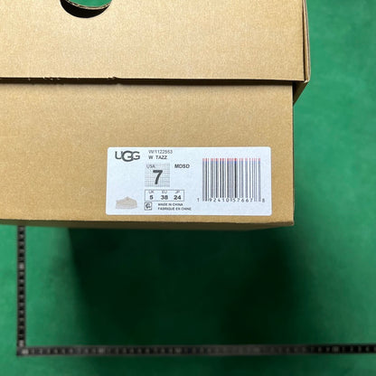UGG